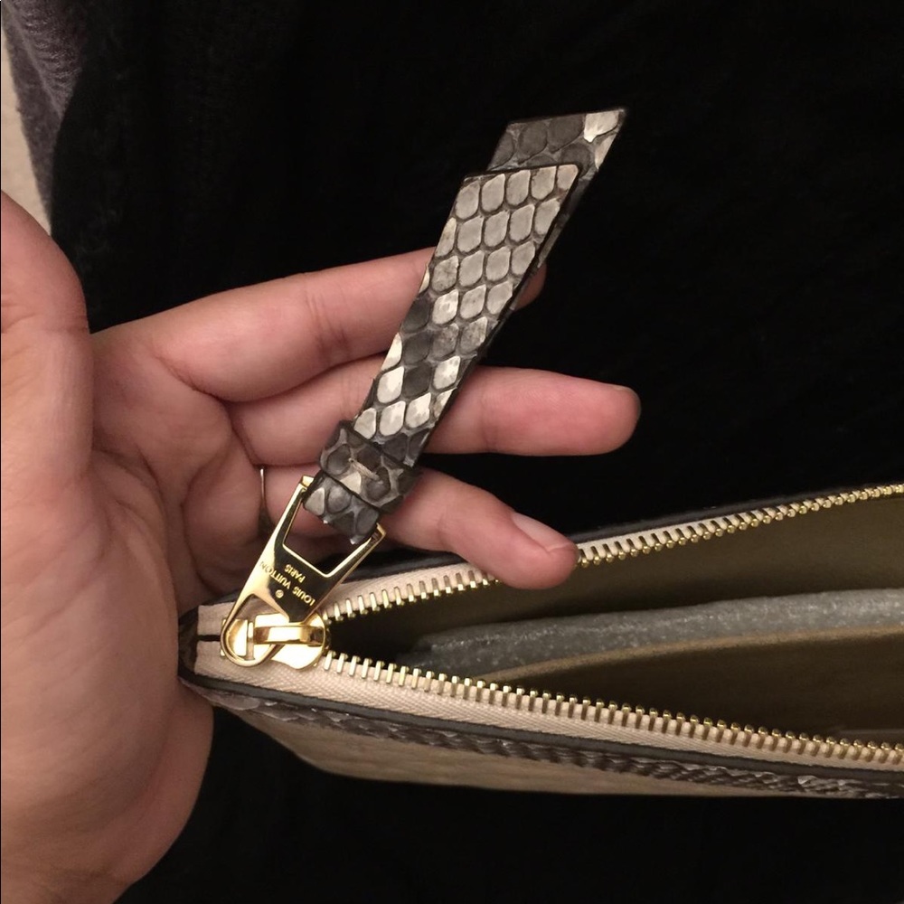 Louis Vuitton daily pouch empriente x python skin - Picture 7 of 8